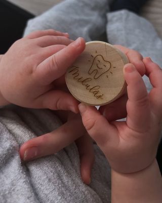 Naši KRABIČKU NA ZOUBEK 🦷 jste už viděli? ➡️ Jedinečný způsob, jak uchovat vzpomínku na první vypadlé zoubky vašeho...